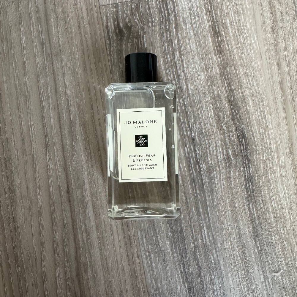 NEW Jo Malone English Pear and Freesia Body and Hand Wash Gel Moussant